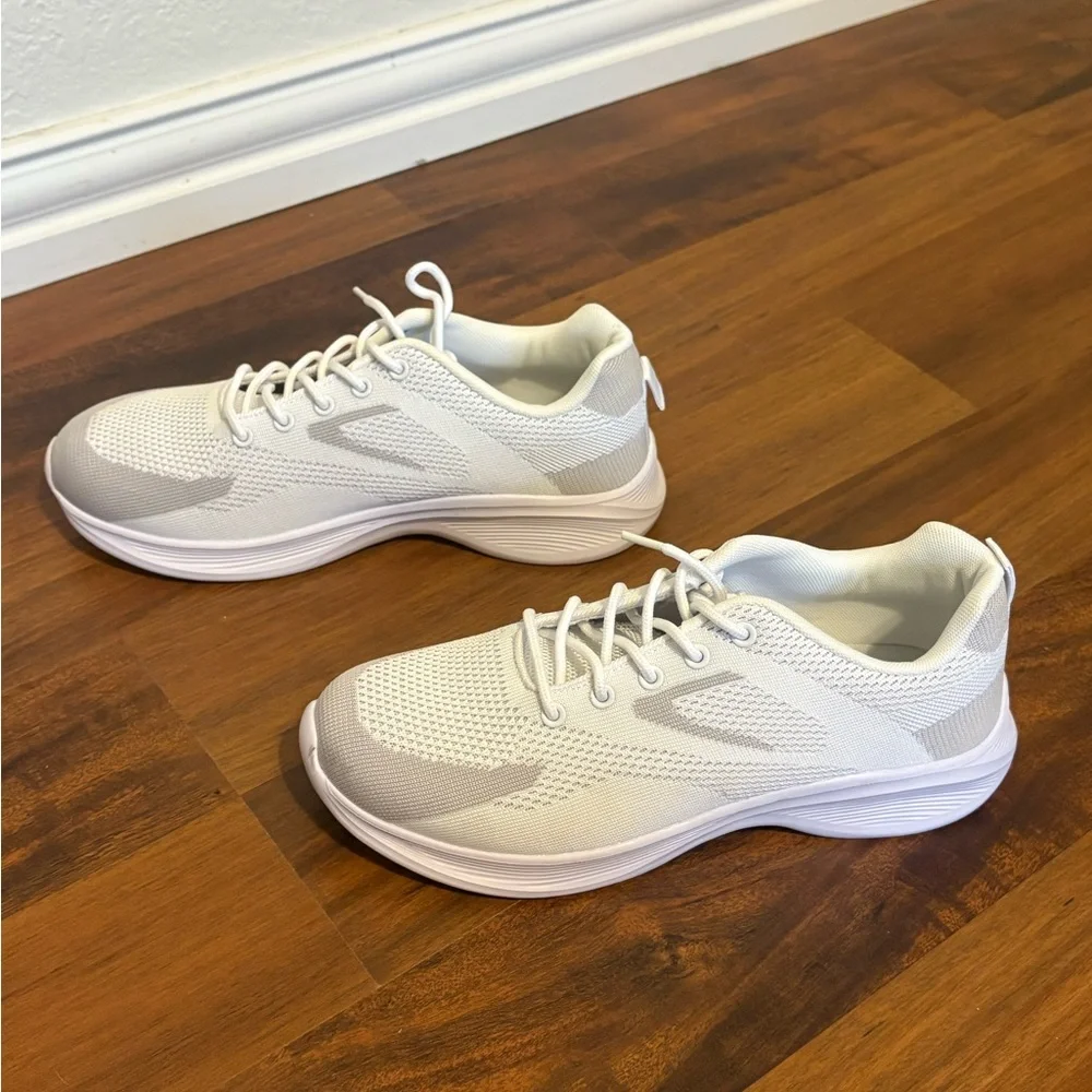 SHEIN White Mesh Walking Shoes Size 41 Lightweight Breathable Casual Sneakers